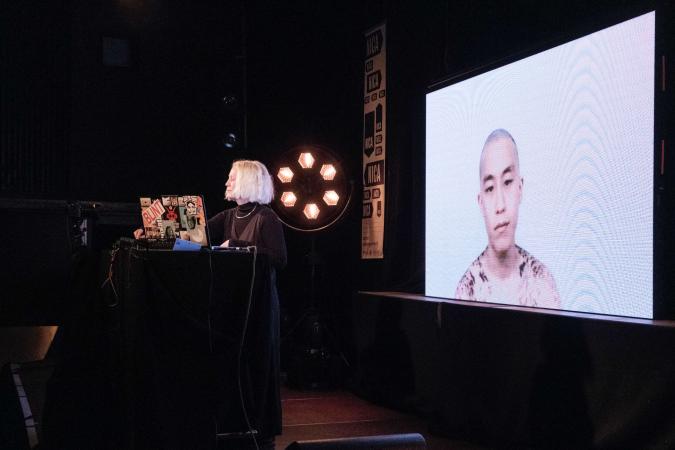 Hinter den Kulissen bei NICA: Eine Video-Präsentation.