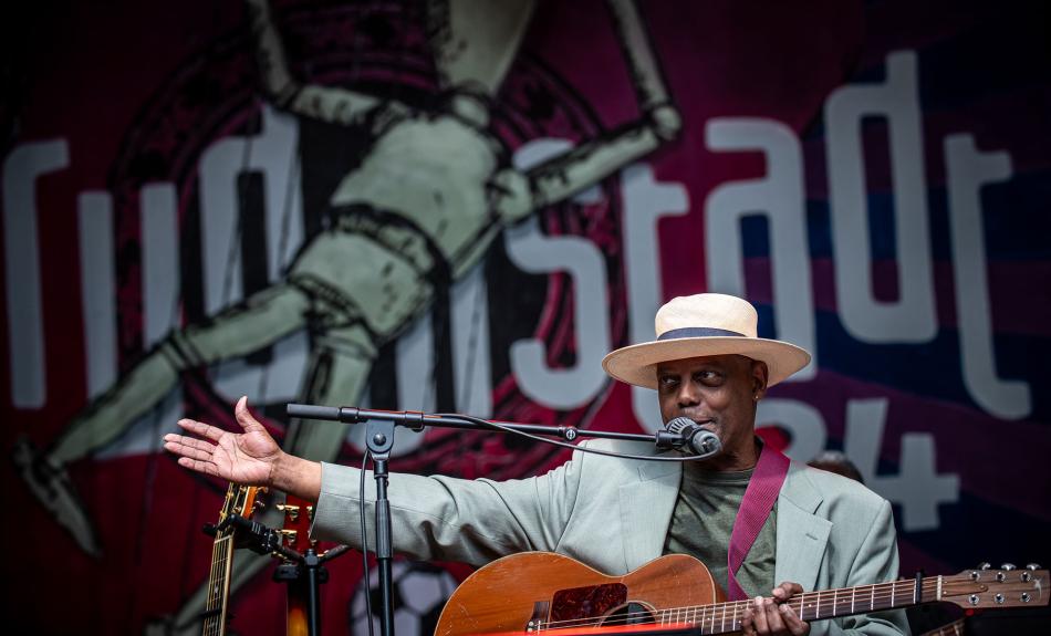 Eric Bibb beim Rudolstadt-Festival 2024