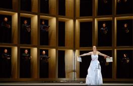 Szene aus "Le vin herbé" von Frank Martin an der Oper Frankfurt.