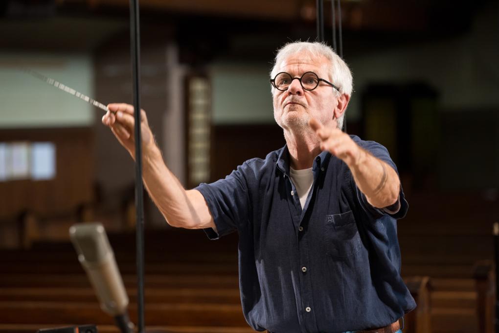 Reinhard Goebel dirigiert.