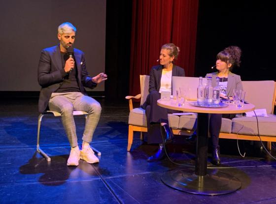 Abbildung: Diskussionsrunde