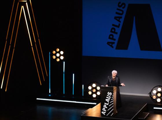 Kulturstaatsministerin Claudia Roth bei der Verleihung des elften APPLAUS-Award in Rostock