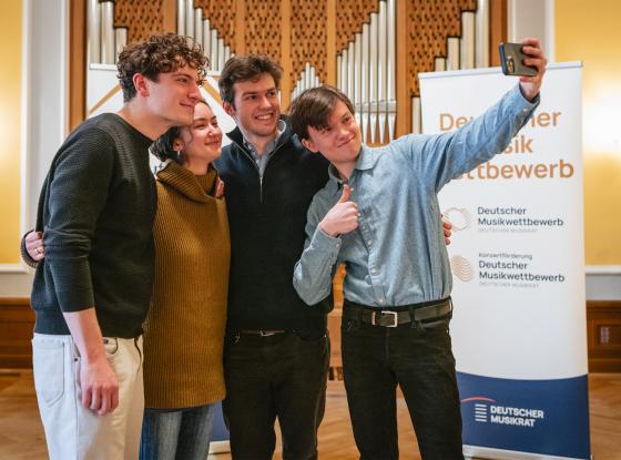 Abbildung: Foto der Presiträgerinnen und Preisträger