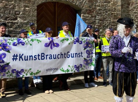 Flashmob KunstBrauchtGunst in Wernigerode