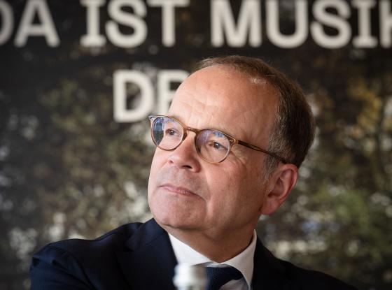 Dr. Michael Gassmann